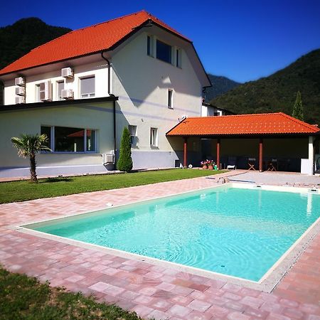 Apartments Volce Tolmin Esterno foto