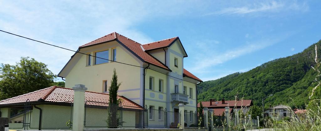 Apartments Volce Tolmin Esterno foto
